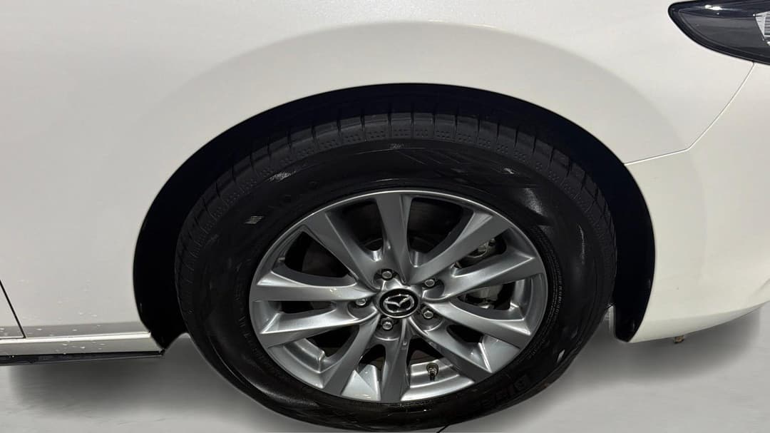 2024 Mazda Mazda3 G20 Pure, Automatic, 17396 km, Right Front Wheel