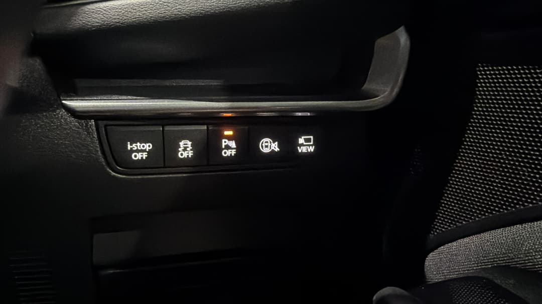 2024 Mazda Mazda3 G20 Pure, Automatic, 17396 km, Utility Switches/Buttons