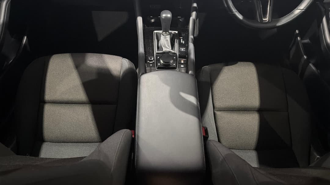 2024 Mazda Mazda3 G20 Pure, Automatic, 17396 km, Center Console