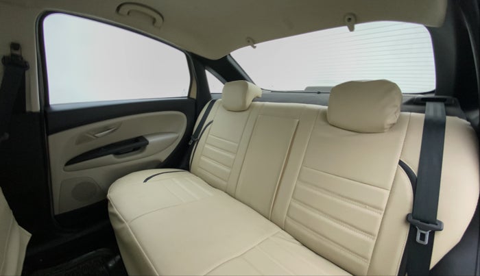 2014 Fiat Linea DYNAMIC 1.3 L ADVANCED MULTIJET, Diesel, Manual, 1,54,683 km, Right Side Door Cabin View
