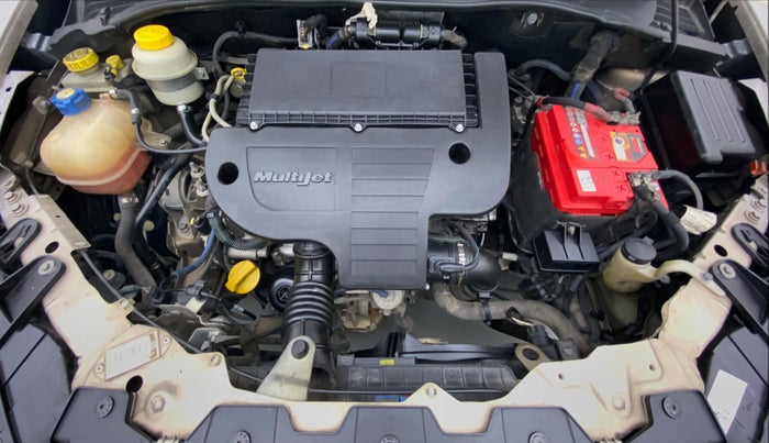 2014 Fiat Linea DYNAMIC 1.3 L ADVANCED MULTIJET, Diesel, Manual, 1,54,683 km, Engine Bonet View