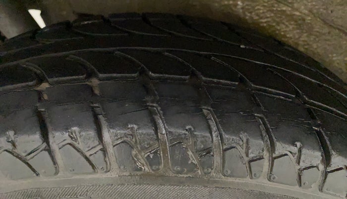 2014 Maruti Wagon R 1.0 LXI CNG, CNG, Manual, 41,979 km, Right Rear Tyre Tread