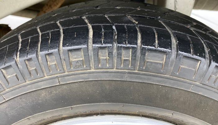 2019 Maruti Eeco 5 STR WITH AC PLUSHTR, Petrol, Manual, 45,918 km, Right Rear Tyre Tread