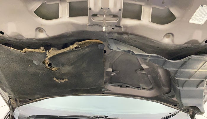 2013 Honda City 1.5L I-VTEC S MT, Petrol, Manual, 57,798 km, Bonnet (hood) - Insulation cover has minor damage