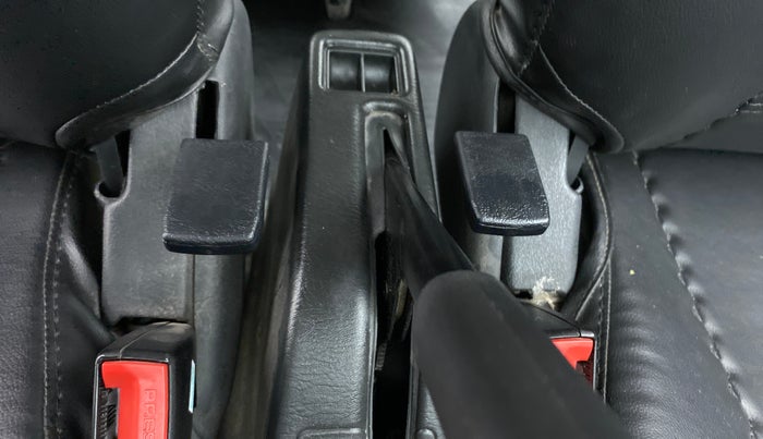 2019 Maruti Eeco 7 STR, Petrol, Manual, 3,307 km, Driver Side Adjustment Panel
