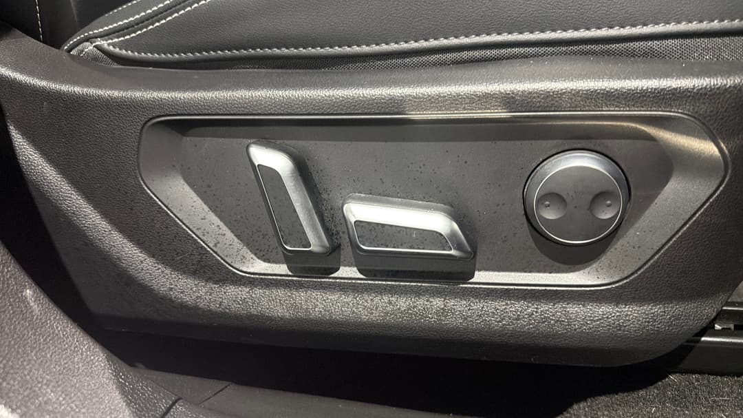 2023 GWM Haval H6 Ultra, Automatic, 43838 km, Drivers Side Adjustment Panel
