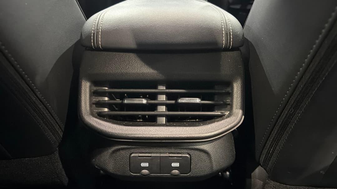 2023 GWM Haval H6 Ultra, Automatic, 43838 km, Rear A/C Vent