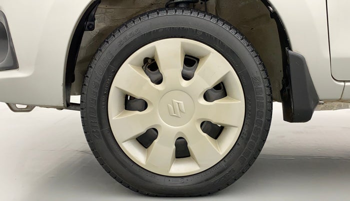 2016 Maruti Alto K10 VXI P, Petrol, Manual, 15,578 km, Left Front Wheel
