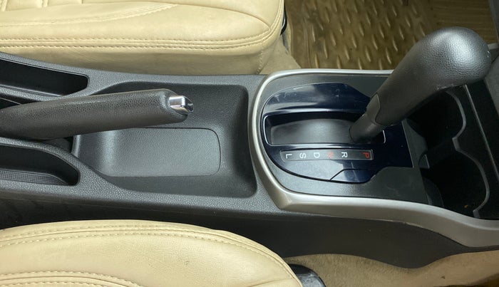 2016 Honda City 1.5L I-VTEC SV CVT, Petrol, Automatic, 70,833 km, Gear Lever
