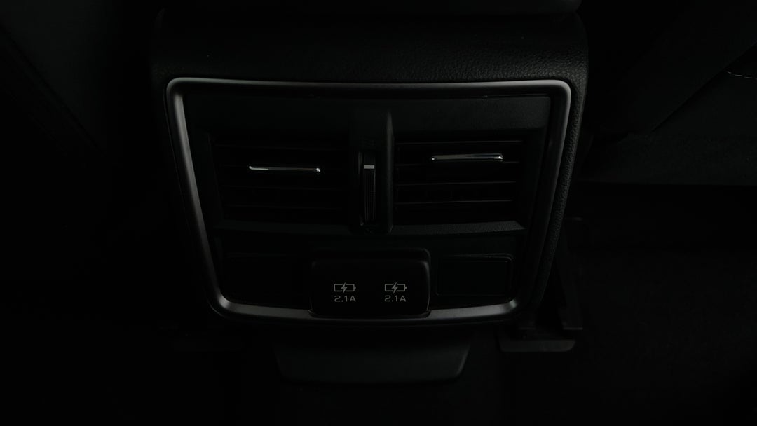 2024 Subaru Forester 2.5i (AWD), Automatic, 39826 km, Rear A/C Vent