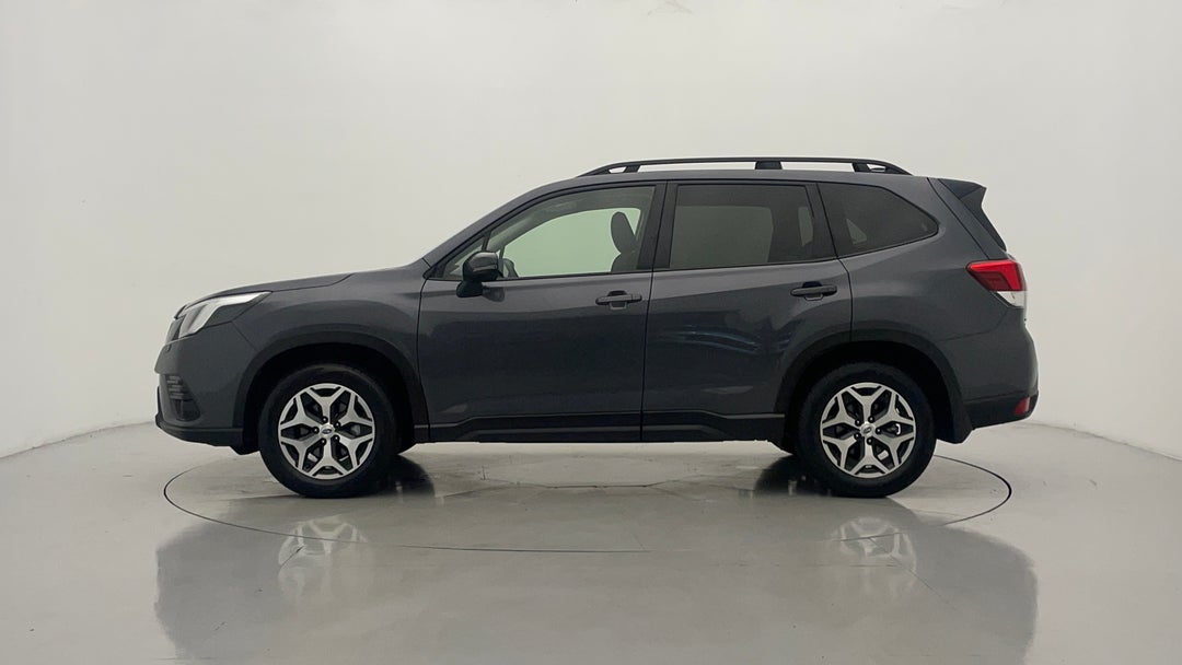 2024 Subaru Forester 2.5i (AWD), Automatic, 39826 km, Left Side View