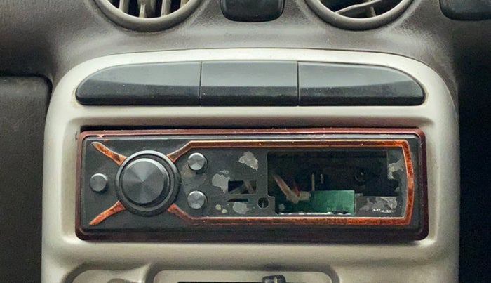 2011 Hyundai Santro Xing GLS, Petrol, Manual, 33,360 km, Infotainment system - Display is damaged