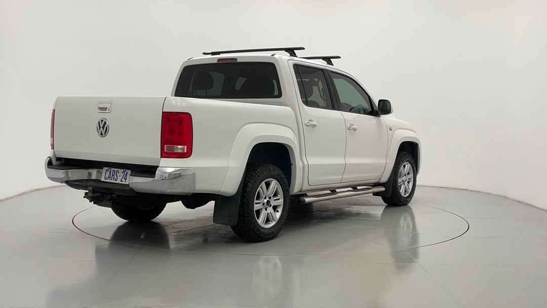 Right Back Diagonal (45- Degree) View