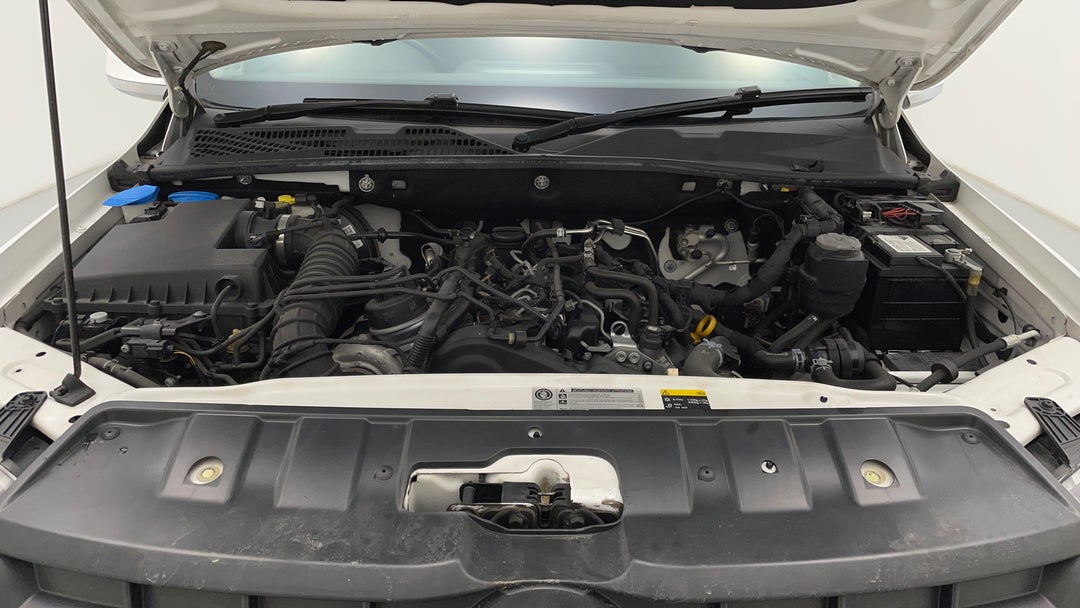 Open Bonnet (Engine)