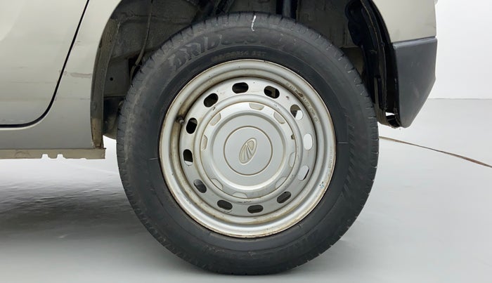 2016 Mahindra Kuv100 K2 PLUS 6 STR, CNG, Manual, 39,072 km, Left Rear Wheel