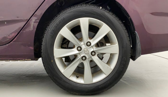 2012 Hyundai Verna FLUIDIC 1.6 VTVT SX, Petrol, Manual, 59,552 km, Left Rear Wheel
