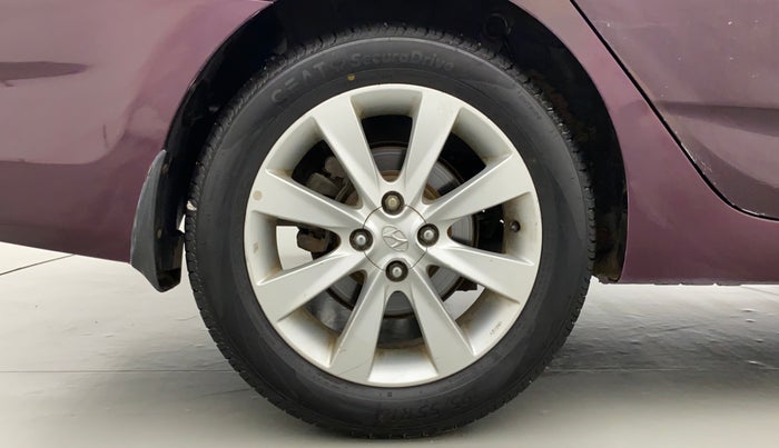 2012 Hyundai Verna FLUIDIC 1.6 VTVT SX, Petrol, Manual, 59,552 km, Right Rear Wheel