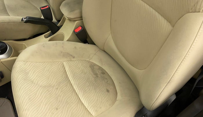 2012 Hyundai Verna FLUIDIC 1.6 VTVT SX, Petrol, Manual, 59,552 km, Front left seat (passenger seat) - Cover slightly stained