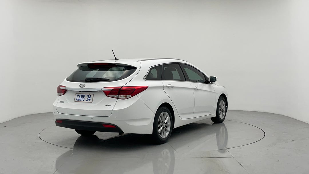 Right Back Diagonal (45- Degree) View