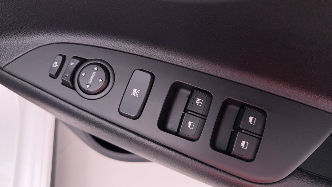 2023 Kia Rio Gt-line, Automatic, 30713 km, Drivers Side Door Panel Controls