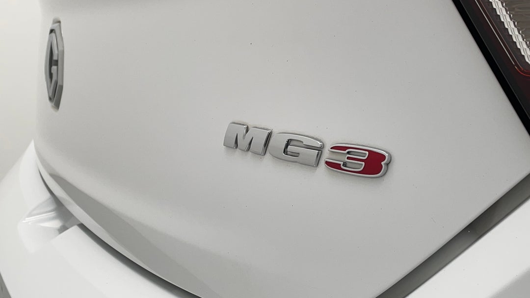 Badge (Boot Right Side)