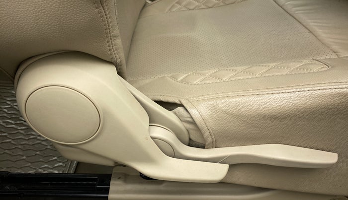 2022 Maruti Dzire ZXI CNG, CNG, Manual, 24,022 km, Driver Side Adjustment Panel
