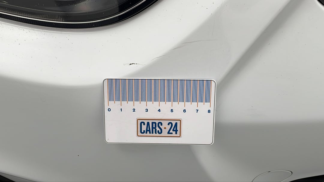 Bumper Front Scratch