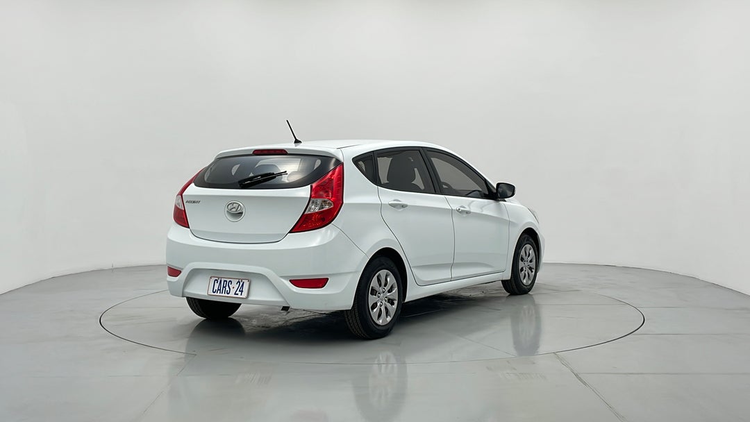 Right Back Diagonal (45- Degree) View