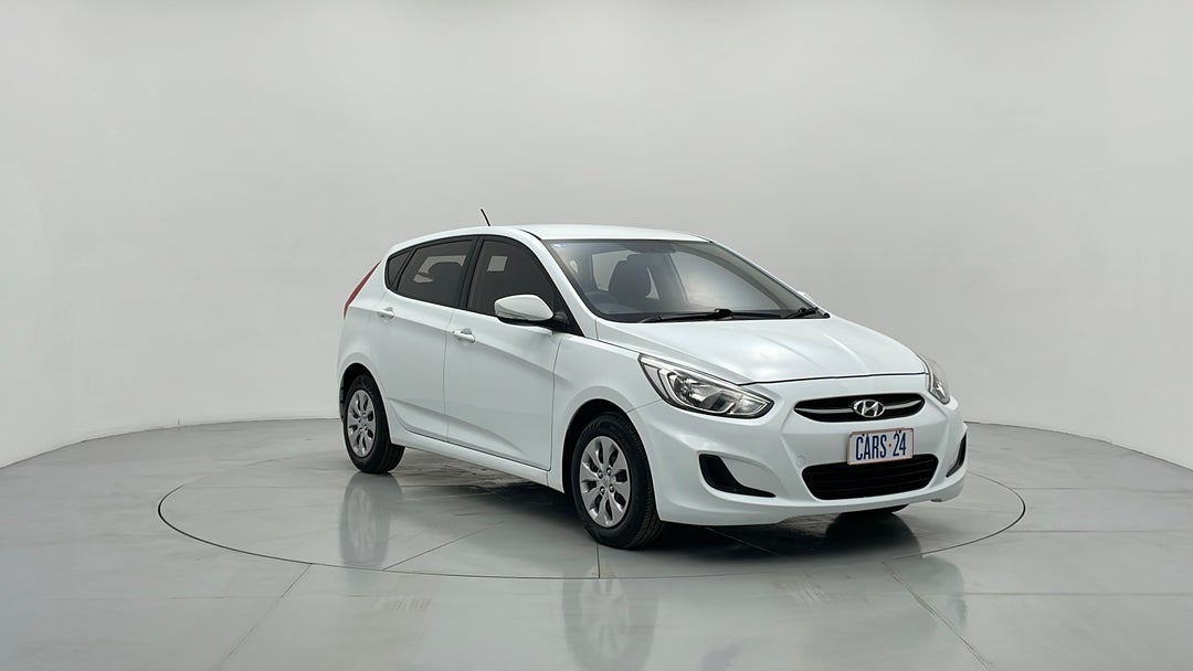 Right Front Diagonal (45- Degree) View