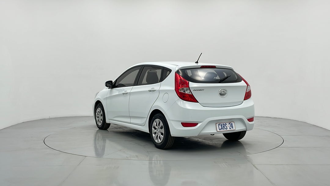 Left Back Diagonal (45- Degree) View