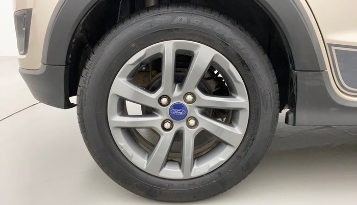 2019 Ford FREESTYLE TITANIUM 1.2 PETROL, Petrol, Manual, 29,760 km, Right Rear Wheel