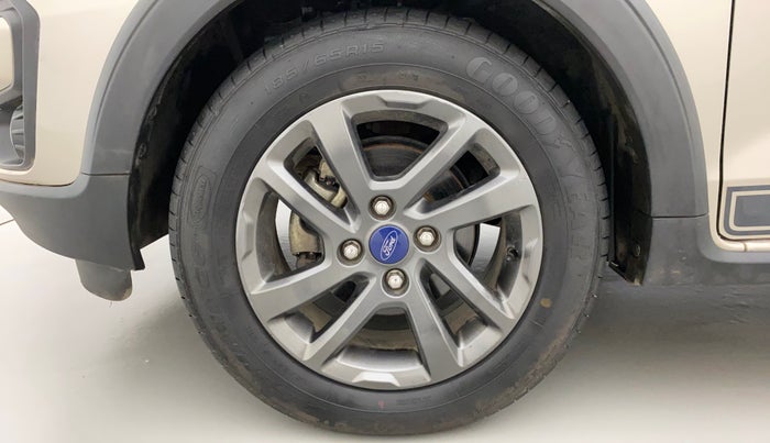 2019 Ford FREESTYLE TITANIUM 1.2 PETROL, Petrol, Manual, 29,760 km, Left Front Wheel