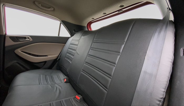 2014 Hyundai Elite i20 SPORTZ 1.4, Diesel, Manual, 82,162 km, Right Side Rear Door Cabin