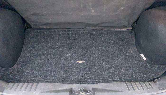 2011 Ford Figo 1.2 ZXI DURATEC, Petrol, Manual, 46,867 km, Boot Inside