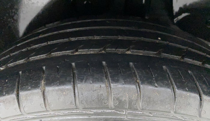 2018 Hyundai Creta 1.4 E PLUS CRDI, Diesel, Manual, 32,674 km, Left Rear Tyre Tread