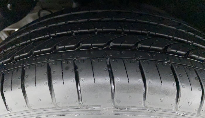 2018 Hyundai Creta 1.4 E PLUS CRDI, Diesel, Manual, 32,674 km, Right Rear Tyre Tread