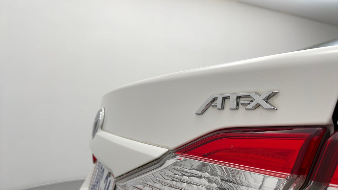 Badge (Boot Right Side)