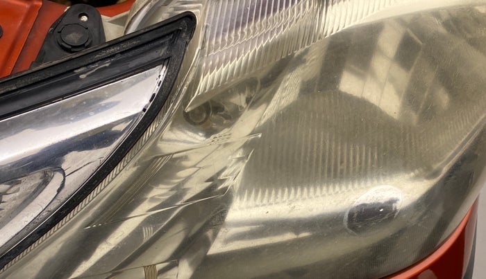 2015 Toyota Etios CROSS G, Petrol, Manual, 52,880 km, Left headlight - Faded