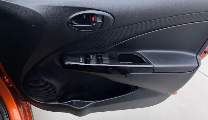 2015 Toyota Etios CROSS G, Petrol, Manual, 52,880 km, Driver Side Door Panels Control