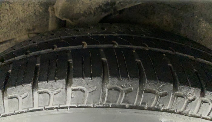 2010 Hyundai i10 MAGNA 1.2, Petrol, Manual, 52,099 km, Left Rear Tyre Tread