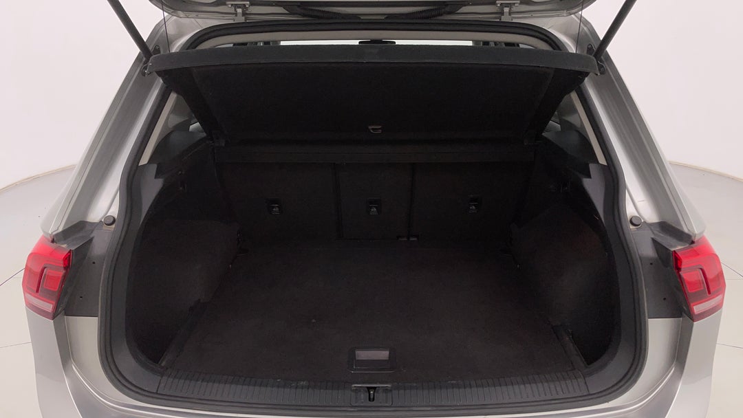 2018 Volkswagen Tiguan 110 Tsi Trendline, Automatic, 113715 km, Boot Inside View