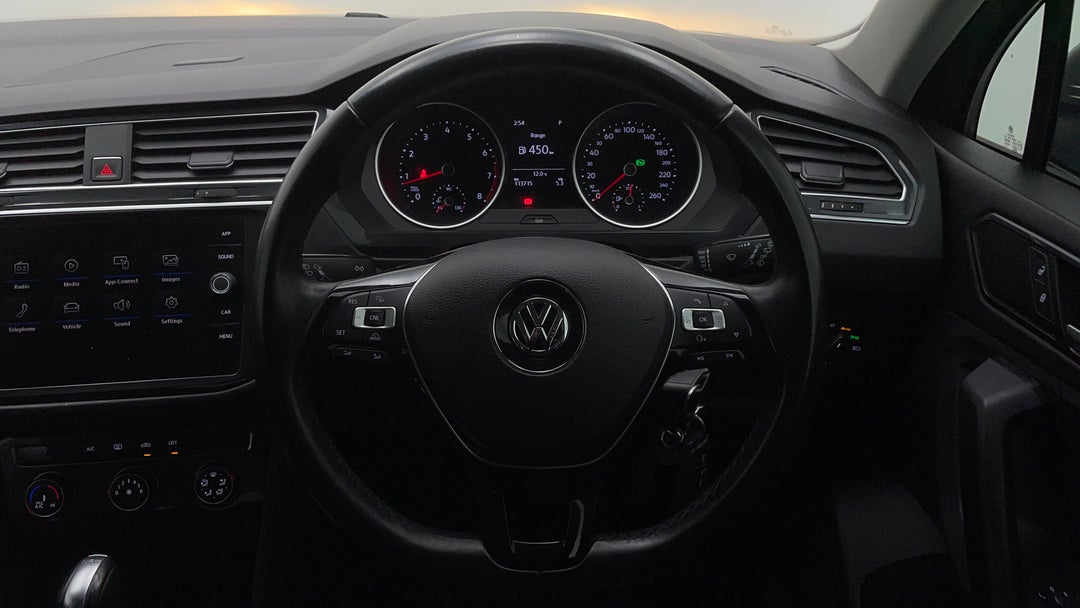 2018 Volkswagen Tiguan 110 Tsi Trendline, Automatic, 113715 km, Steering Wheel Close-up
