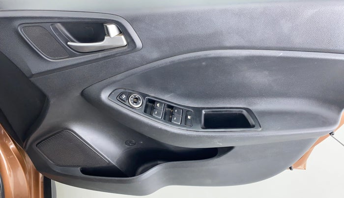 2015 Hyundai i20 Active 1.2 S, Petrol, Manual, 52,336 km, Driver Side Door Panels Control