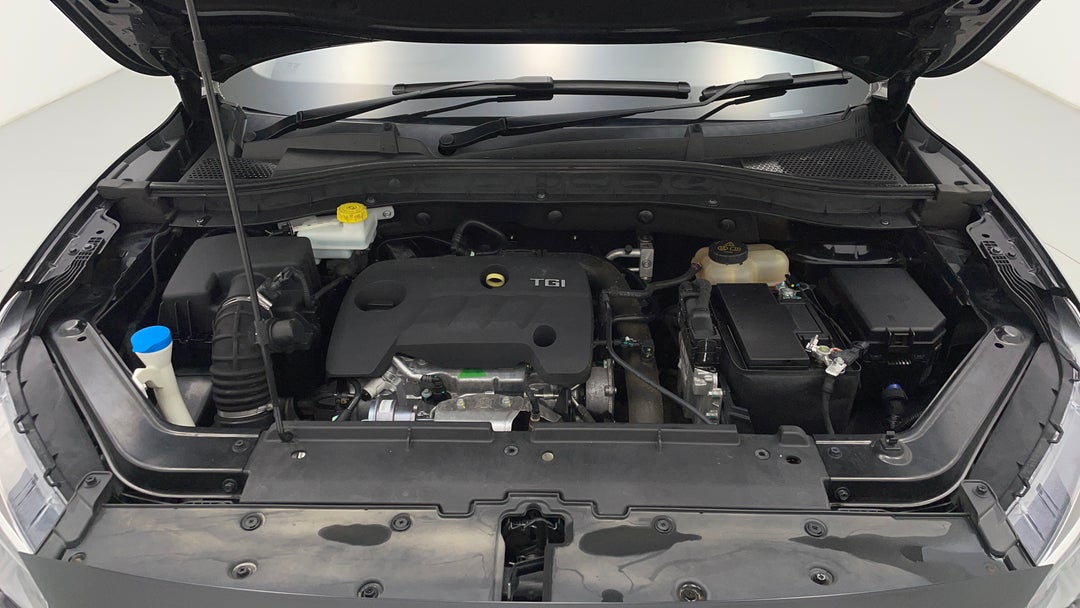 Open Bonnet (Engine)