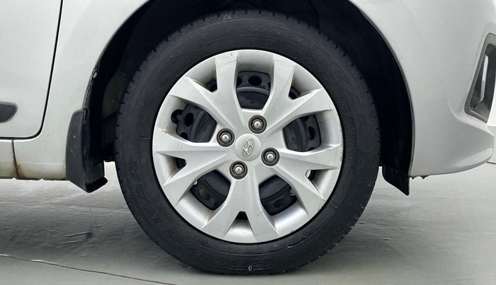 2014 Hyundai Grand i10 SPORTZ 1.2 KAPPA VTVT, Petrol, Manual, 25,208 km, Right Front Wheel