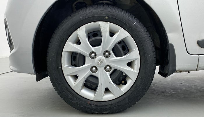 2014 Hyundai Grand i10 SPORTZ 1.2 KAPPA VTVT, Petrol, Manual, 25,208 km, Left Front Wheel