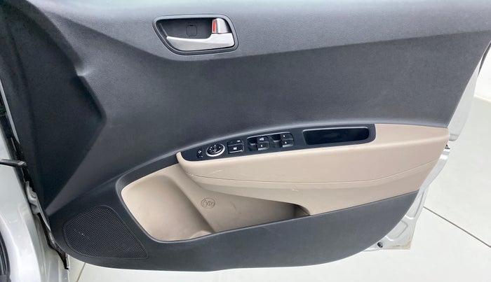 2014 Hyundai Grand i10 SPORTZ 1.2 KAPPA VTVT, Petrol, Manual, 25,208 km, Driver Side Door Panels Control
