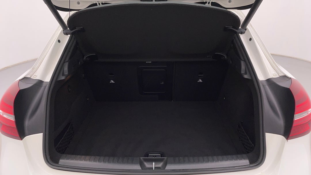2019 Mercedes-benz GLA 180, Automatic, 22312 km, Boot Inside View