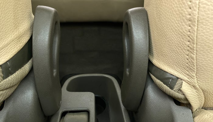 2011 Hyundai i10 SPORTZ 1.2, Petrol, Manual, 58,948 km, Driver Side Adjustment Panel