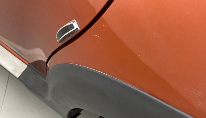 2017 Renault Duster RXZ 85 PS DIESEL, Diesel, Manual, 73,010 km, Left quarter panel - Minor scratches
